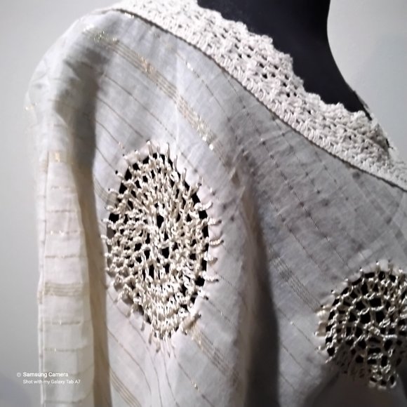 Gypsie Blu Boho Cream Crochet Kimono Swimsuit Coverup Gold Metallic Thread OS - Picture 7 of 8